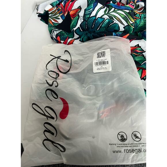 NWOT Rosegal Tropical Leaves Plus Size Green Red and Blue Print Swim Dress 2X - Picture 10 of 10
